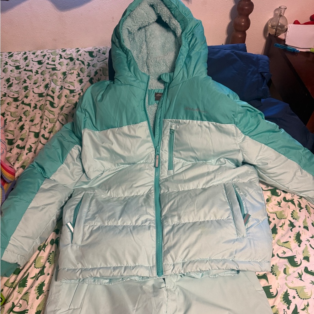 Girls teal snow pants and jacket